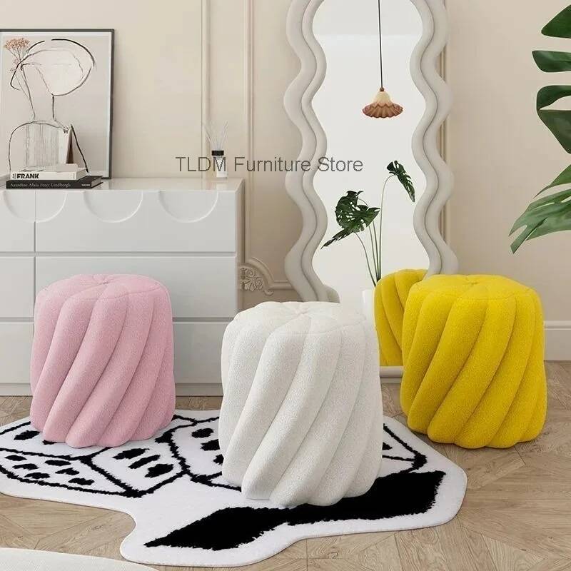 Lamb Wool Pleated Round Stool  - Home Barcelona 评论和价格